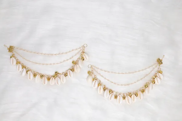 White_Wshell_Ear_Chain_For_Women
