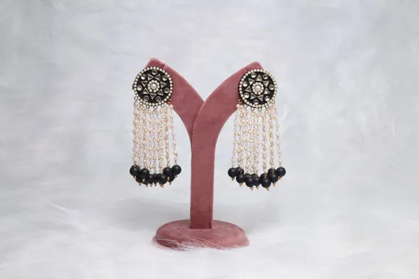 Black_Wamika_Earring_For_Women