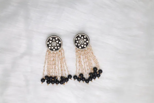 Black_Wamika_Earring_For_Women