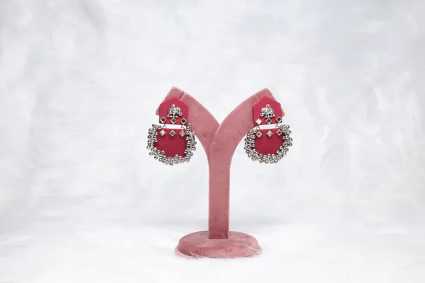 Maroon_Dvija_Earring_For_Women