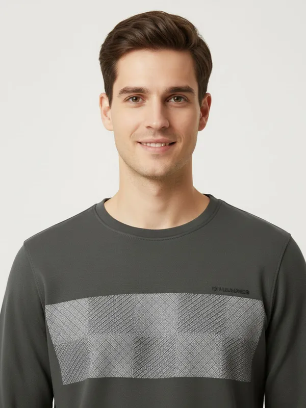 Grey_Cotton_Blend_Pre_Winter_Sweatshirt_For_Men
