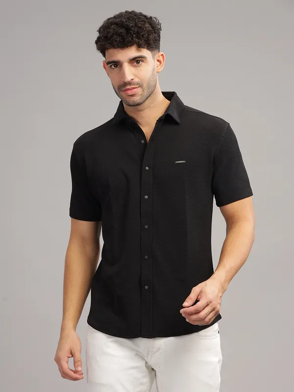 Black_Cotton_Blend_Solid_Half_Sleeve_Shirt_For_Men