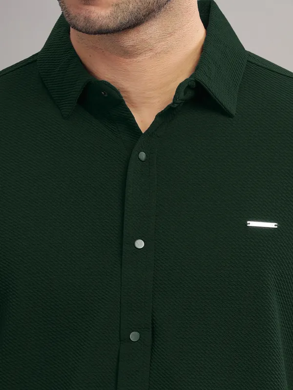 Bottle_Green_Cotton_Blend_Solid_Half_Sleeve_Shirt_For_Men