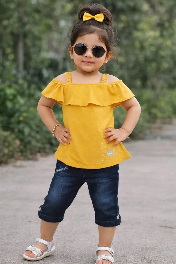 Girls_Printed_Ruffle_Sleeve_Top_And_Pants_Set