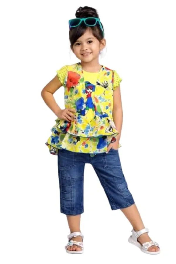 Girls_Shrug_Jacket_With_Denim_Capri_Pants_Set