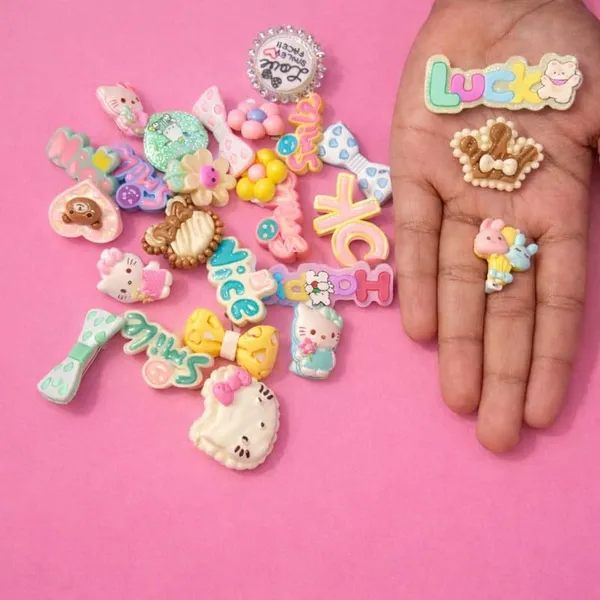 Acrylic_Cartoon_Brooch_Pins