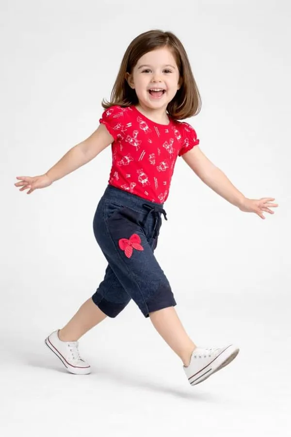 Girls_Cotton_Top_With_Capri_Pants_Set