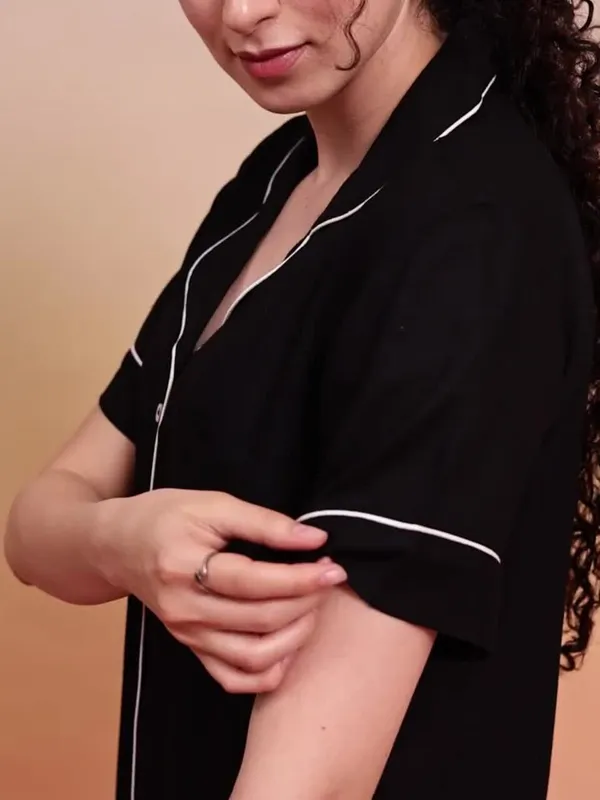 Plain_Black_Lapel_Collar_Night_suit_For_Women