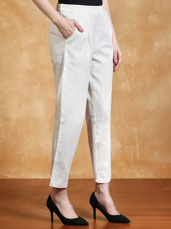 Off-White_Trousers_For_Women
