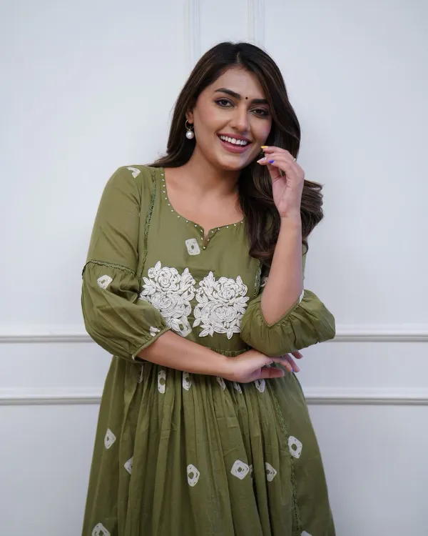Women's_Rayon_Blend_Anarkali_Printed_Kurta_with_Pant