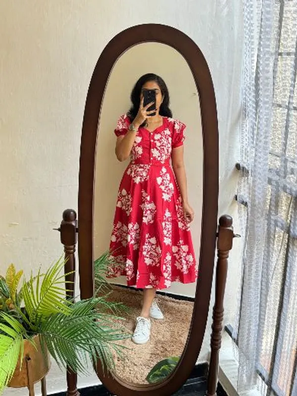 Beautiful_Anarkali_Printed__Kurti_Middi_For_Women's