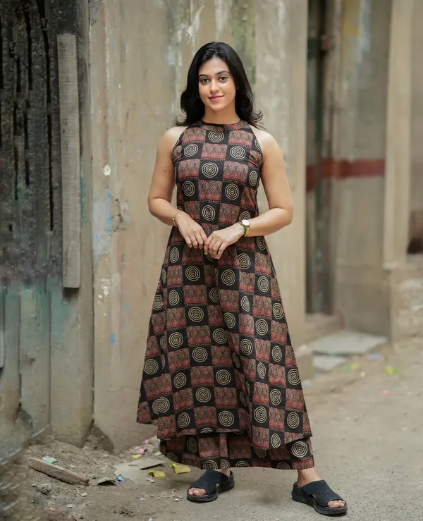 Beautiful_Cotton_kurti_and_pant_for_Women's