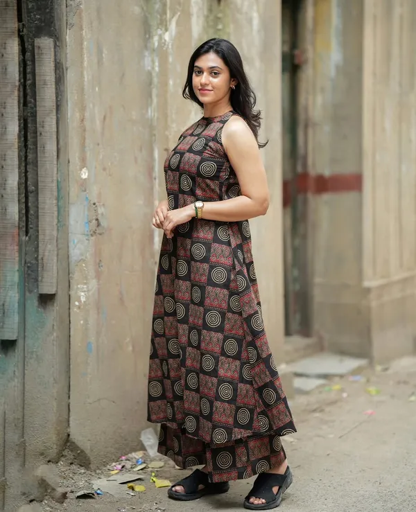 Beautiful_Cotton_kurti_and_pant_for_Women's