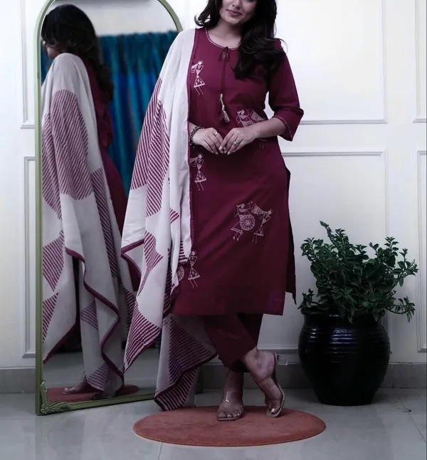 Stylish_cotton_kurta_and_pant_with_dupatta_for_Girls_and_Women's
