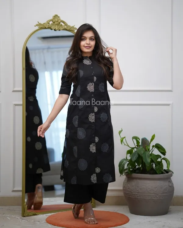 Stylish_cotton_kurta_set_for_Girls_and_Women's