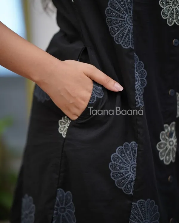 Stylish_cotton_kurta_set_for_Girls_and_Women's