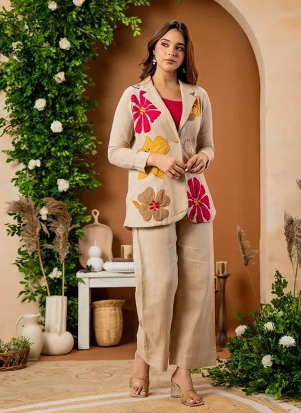 Stylish_design_jacket_kurti_set_for_Girls_and_Women's