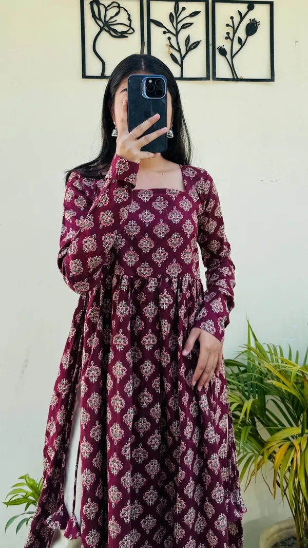 Women's_Naira_Cut_Jaipuri_Print_Kurta