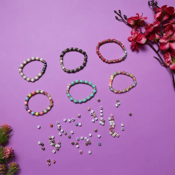 Silver_Alphabet_Letter_Colorfull_Beads_for_Bracelet_Jewellery_Making_with_10m_Elastic_Thread_(0.8mm)_|_Round,_Cube_and_Heart_Shape_(Silver_Cube)