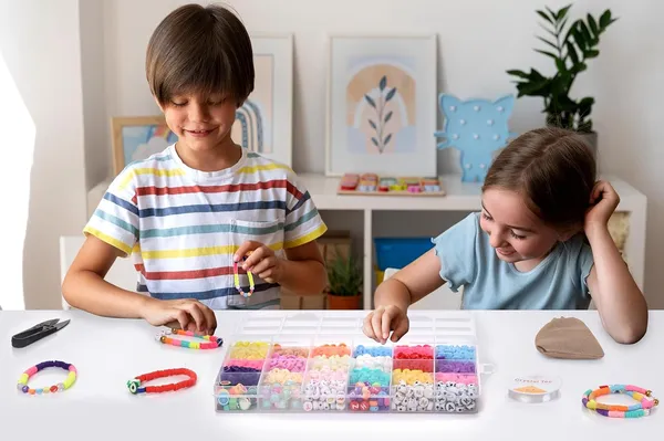 Multicolor_DIY_Bracelet_Making_Kit_-_24_Colorful_Beads,_10m_Elastic_Thread,_Jute_Bag,_and_Cutter_-_Gift_for_Girls_Birthdays_(Clay_Beads_3)