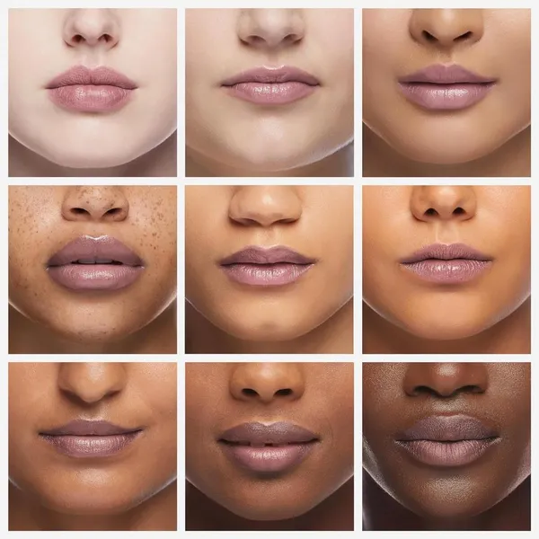 Vaseline_Lip_Therapy,_Cocoa_Butter_Lip_Balm,__7_g
