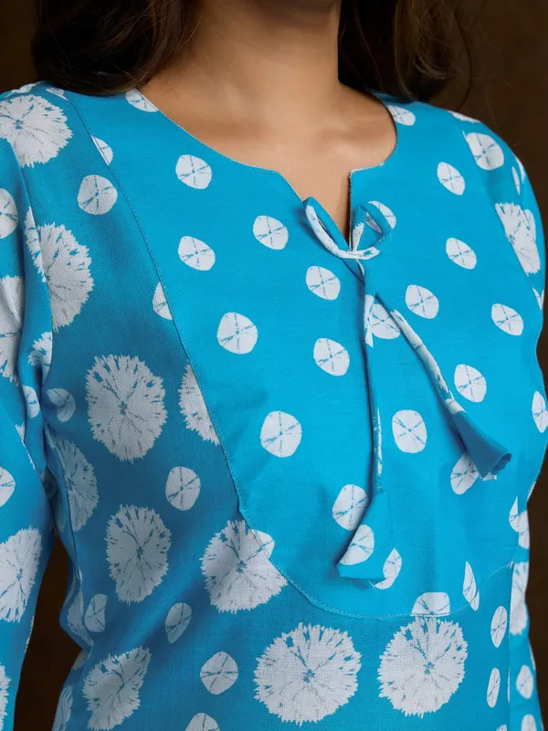 Blue_Cotton_Blend_Bubble_Kurta_Set_For_Women