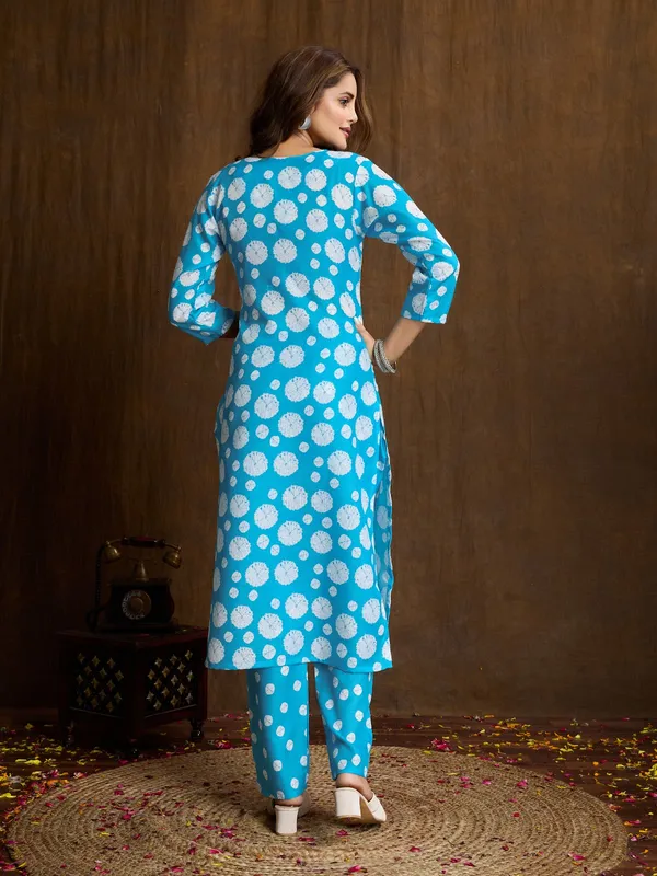 Blue_Cotton_Blend_Bubble_Kurta_Set_For_Women