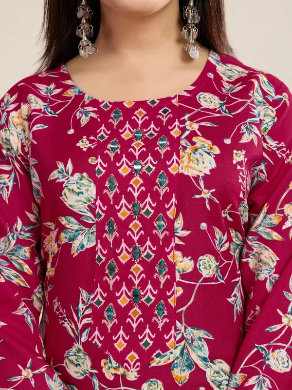 Red_Cotton_Blend_Ciaz_Kurta_Set_For_Women
