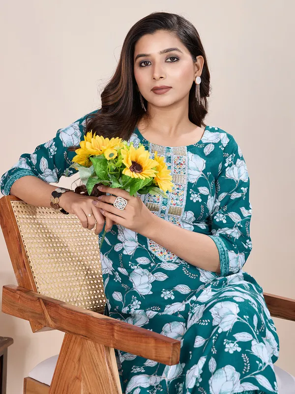 Blue_Cotton_Blend_Fab_Kurta_Set_For_Women