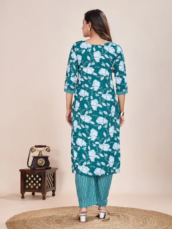 Blue_Cotton_Blend_Fab_Kurta_Set_For_Women
