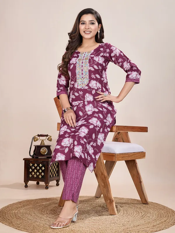 Pink_Cotton_Blend_Fab_Kurta_Set_For_Women