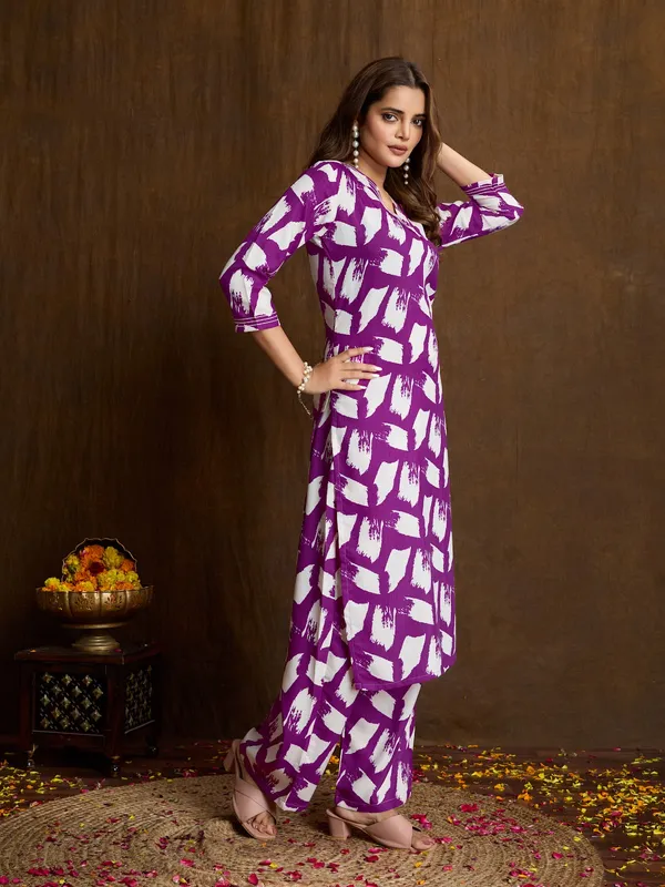 Purple_Cotton_Blend_Jaguar_Kurta_Set_For_Women