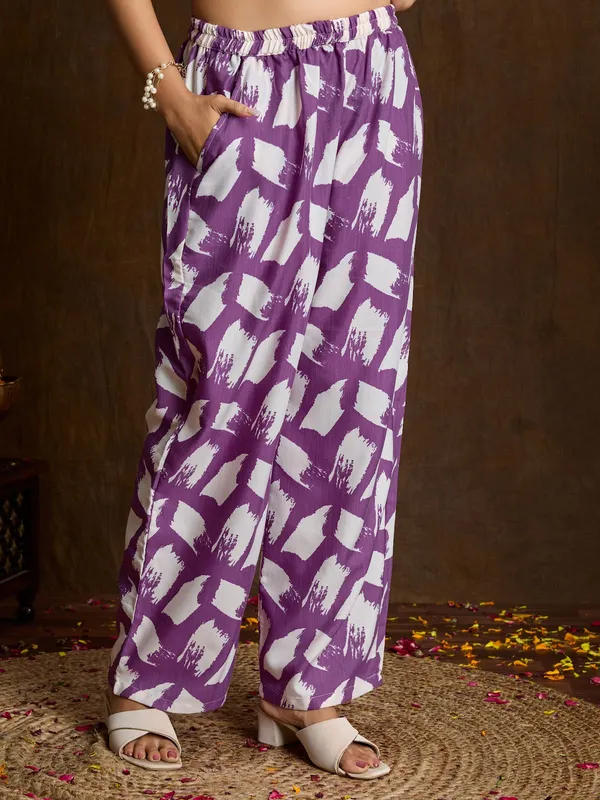 Wine_Cotton_Blend_Jaguar_Kurta_Set_For_Women