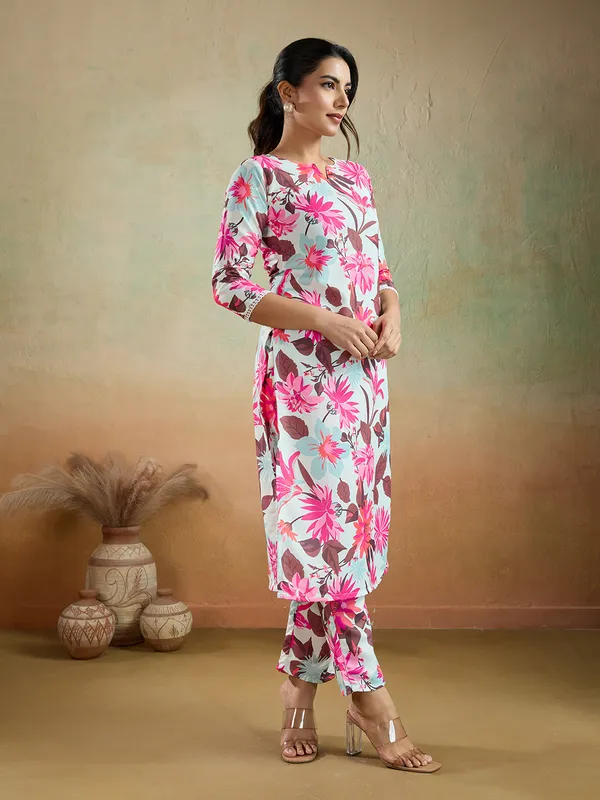 Pink_Cotton_Blend_Luna_Kurta_Set_For_Women
