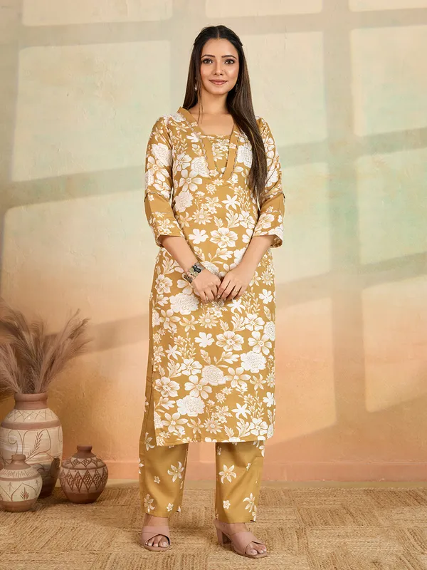 Beige_Cotton_Blend_Maza_Kurta_Set_For_Women