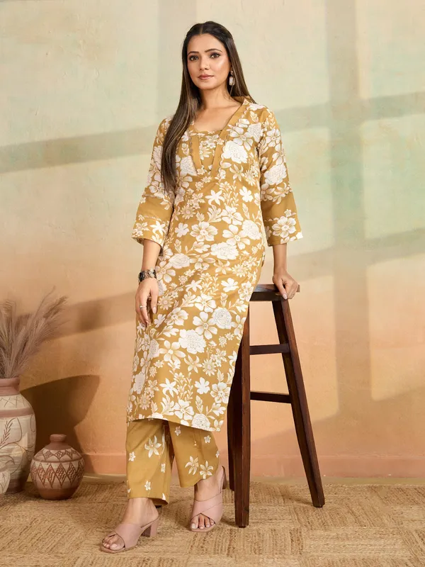 Beige_Cotton_Blend_Maza_Kurta_Set_For_Women