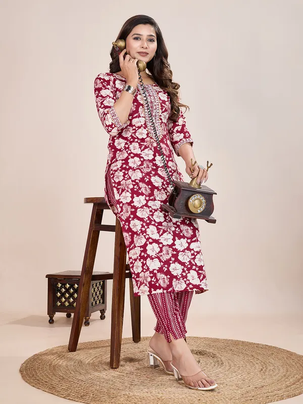 Pink_Cotton_Blend_Meena_Kurta_Set_For_Women