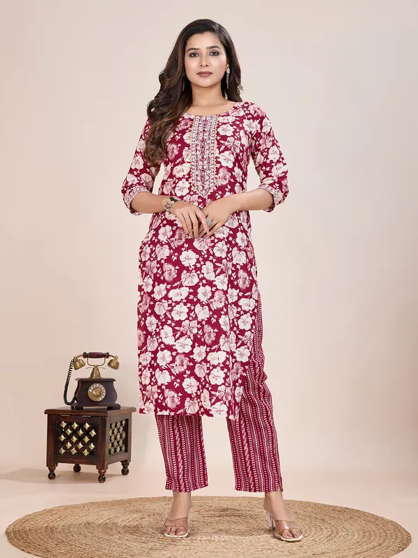 Pink_Cotton_Blend_Meena_Kurta_Set_For_Women
