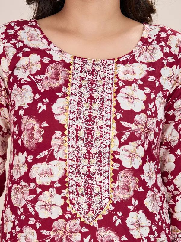 Pink_Cotton_Blend_Meena_Kurta_Set_For_Women