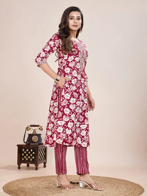 Pink_Cotton_Blend_Meena_Kurta_Set_For_Women
