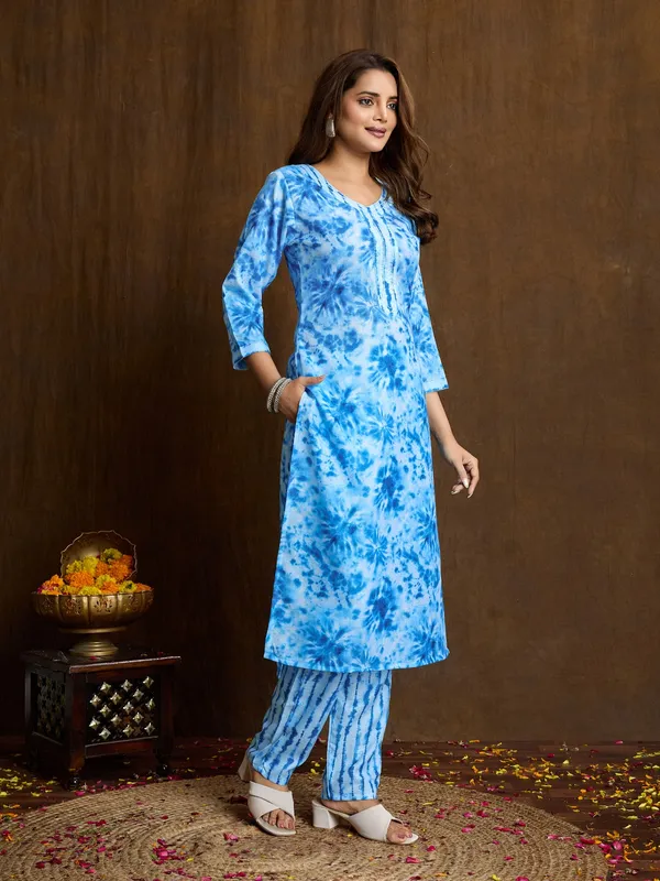 Blue_Cotton_Blend_Mint_Kurta_Set_For_Women