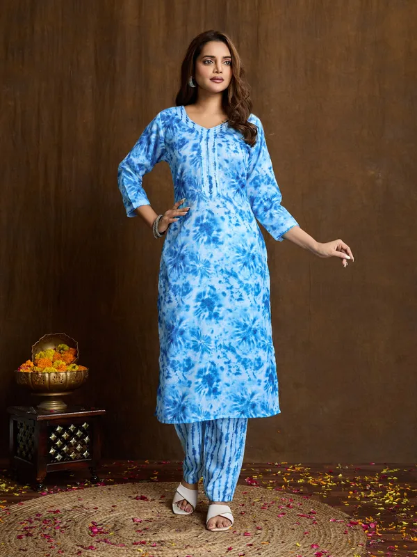 Blue_Cotton_Blend_Mint_Kurta_Set_For_Women