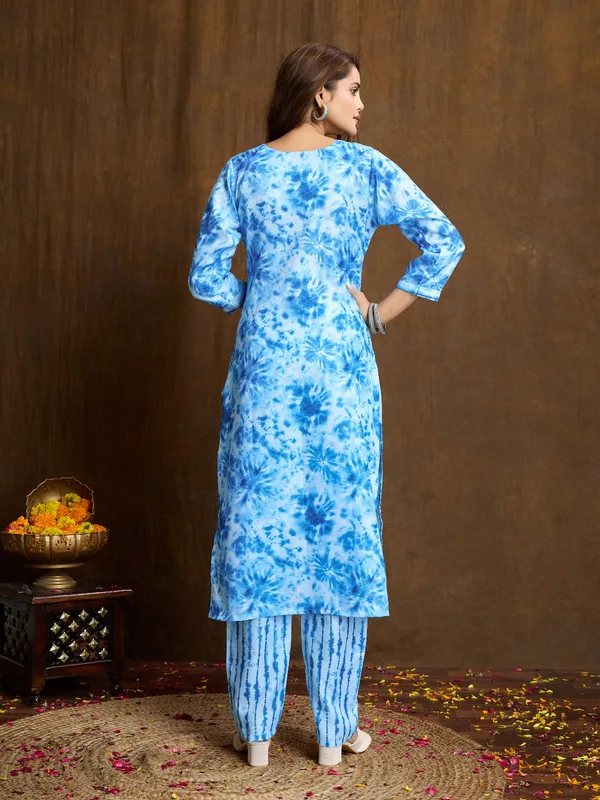 Blue_Cotton_Blend_Mint_Kurta_Set_For_Women
