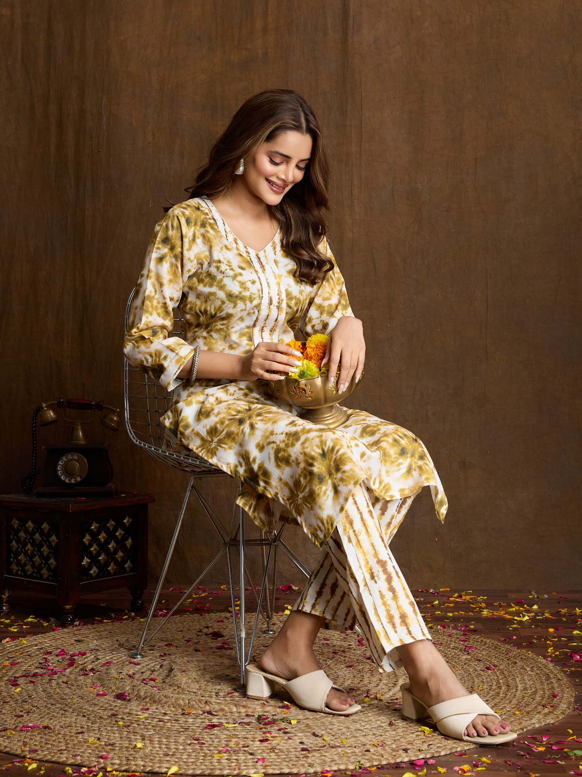 Yellow_Cotton_Blend_Mint_Kurta_Set_For_Women