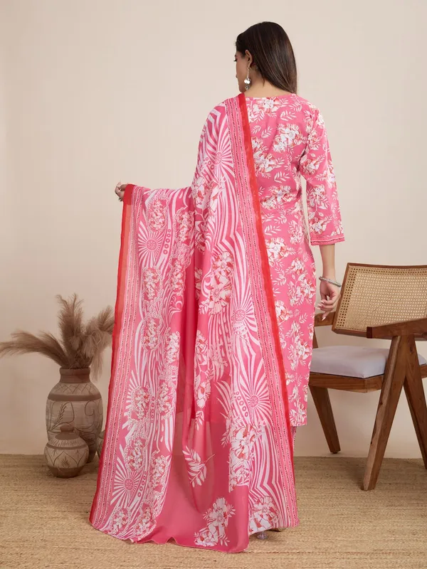 Pink_Cotton_Blend_Punch_Kurta_Set_For_Women
