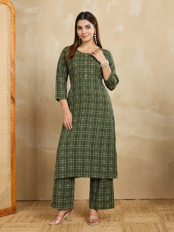 Green_Cotton_Blend_Rashi_Kurta_Set_For_Women
