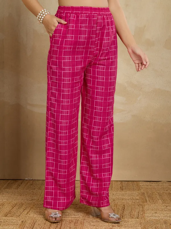 Pink_Cotton_Blend_Rashi_Kurta_Set_For_Women