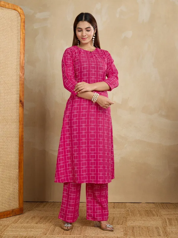 Pink_Cotton_Blend_Rashi_Kurta_Set_For_Women