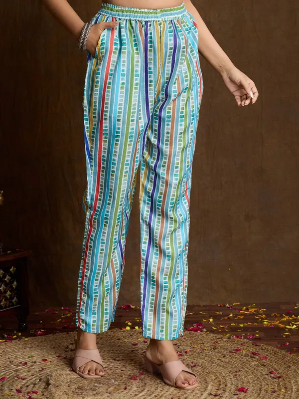 Blue_Cotton_Blend_Ruhi_Kurta_Set_For_Women