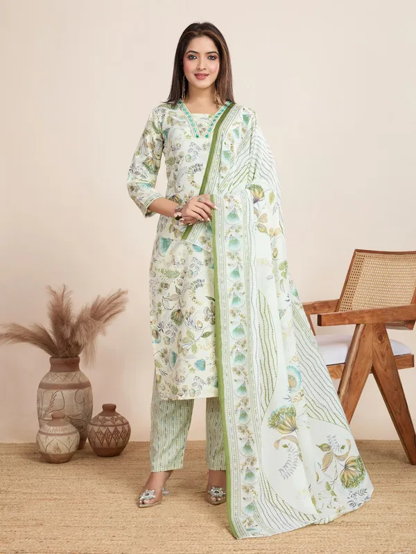Pista_Cotton_Blend_Safari_Kurta_Set_For_Women